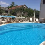With Swimming Pool Zrnovo, Korcula - 21436 *