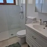 With Swimming Pool Zrnovo, Korcula - 21436 アパート