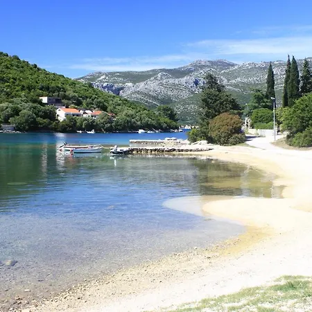 With Swimming Pool Zrnovo, Korcula - 21436 *