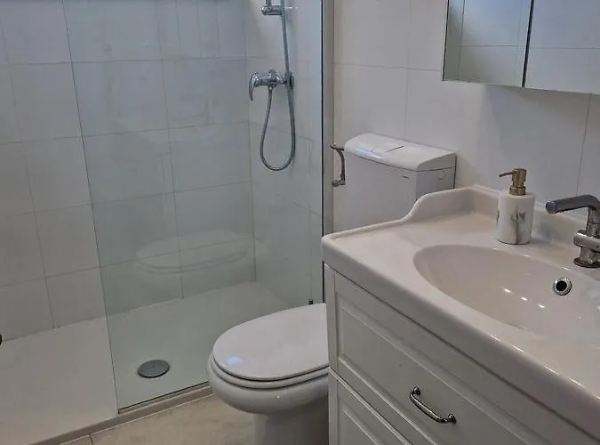 With Swimming Pool Zrnovo, Korcula - 21436 Lägenhet